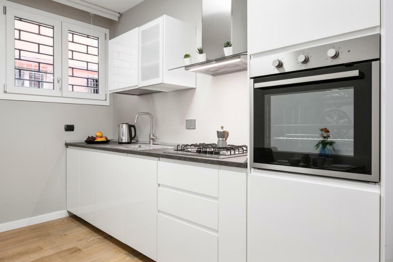 Duplex Luxurious Apt In The Heart Of Bologna Ngoại thất bức ảnh