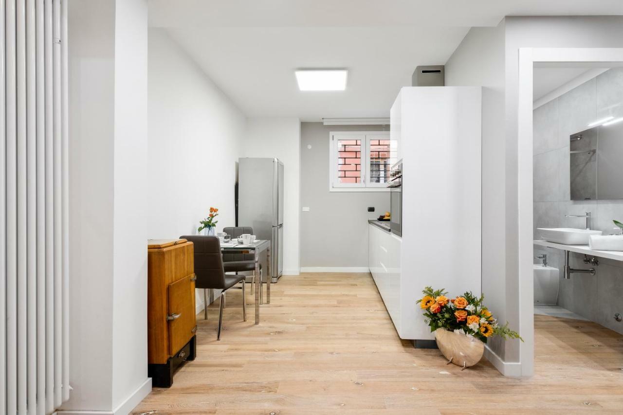 Duplex Luxurious Apt In The Heart Of Bologna Ngoại thất bức ảnh