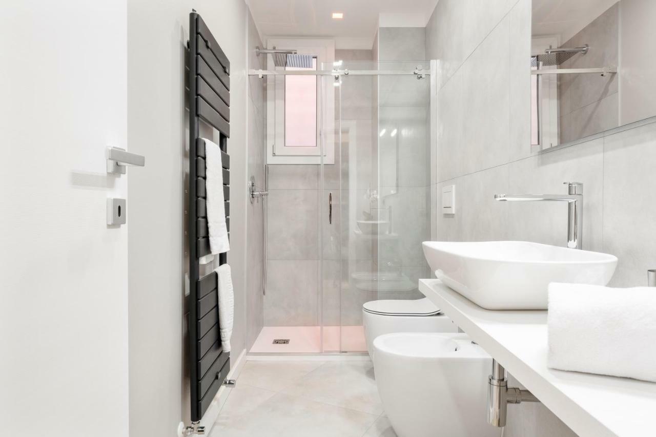Duplex Luxurious Apt In The Heart Of Bologna Ngoại thất bức ảnh